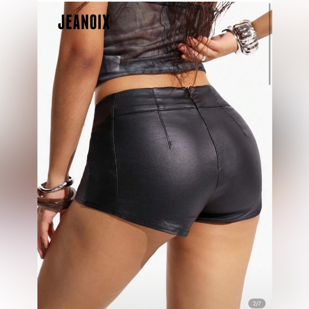 Y2K Style Black Leather mini shorts